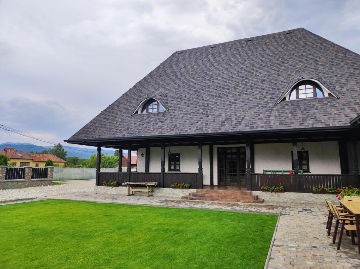 Villa Ograda Bunicilor Baia de Fier Esterno foto